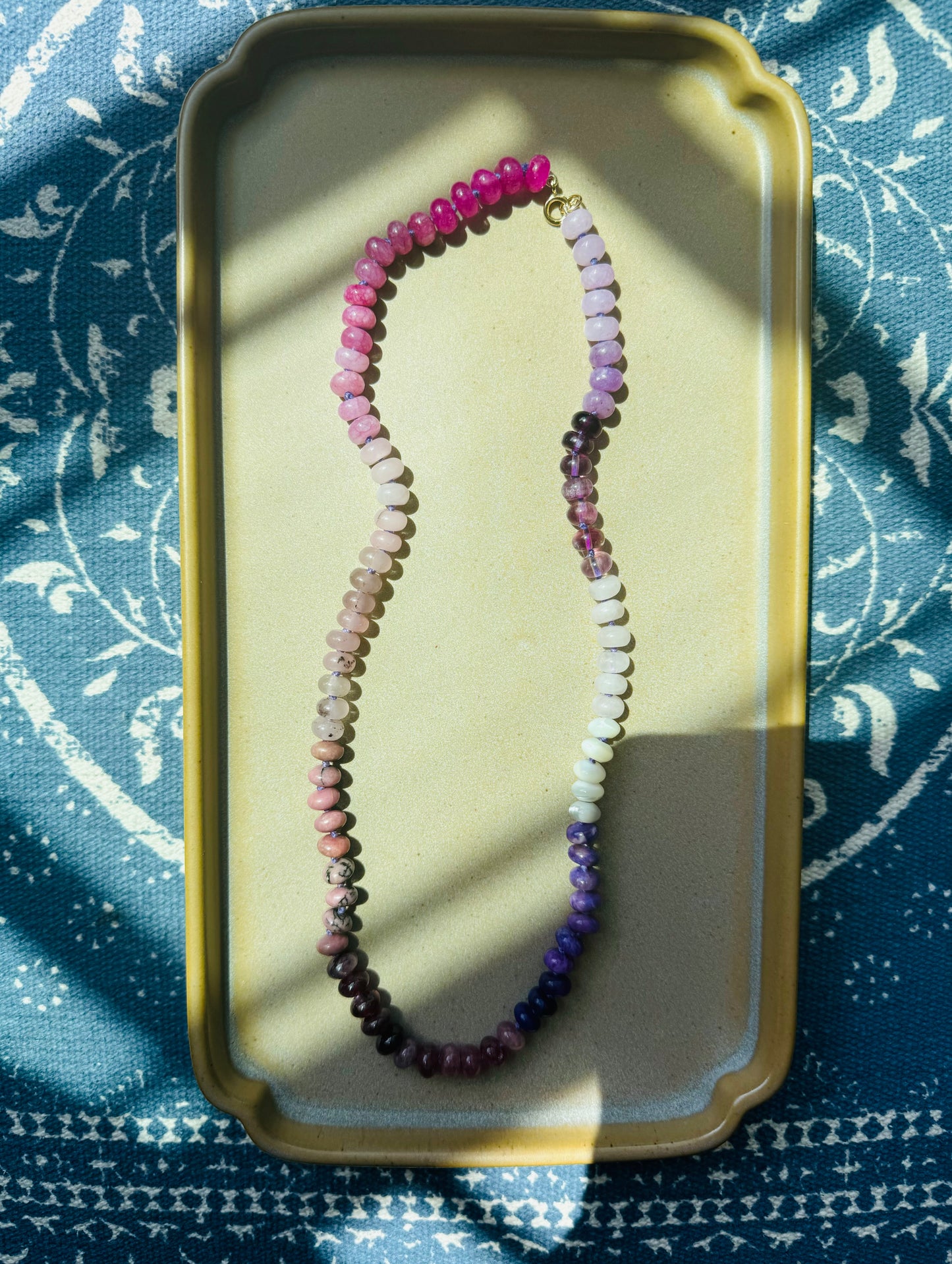 Lucile - Mixed gemstone necklace, hand-knotted